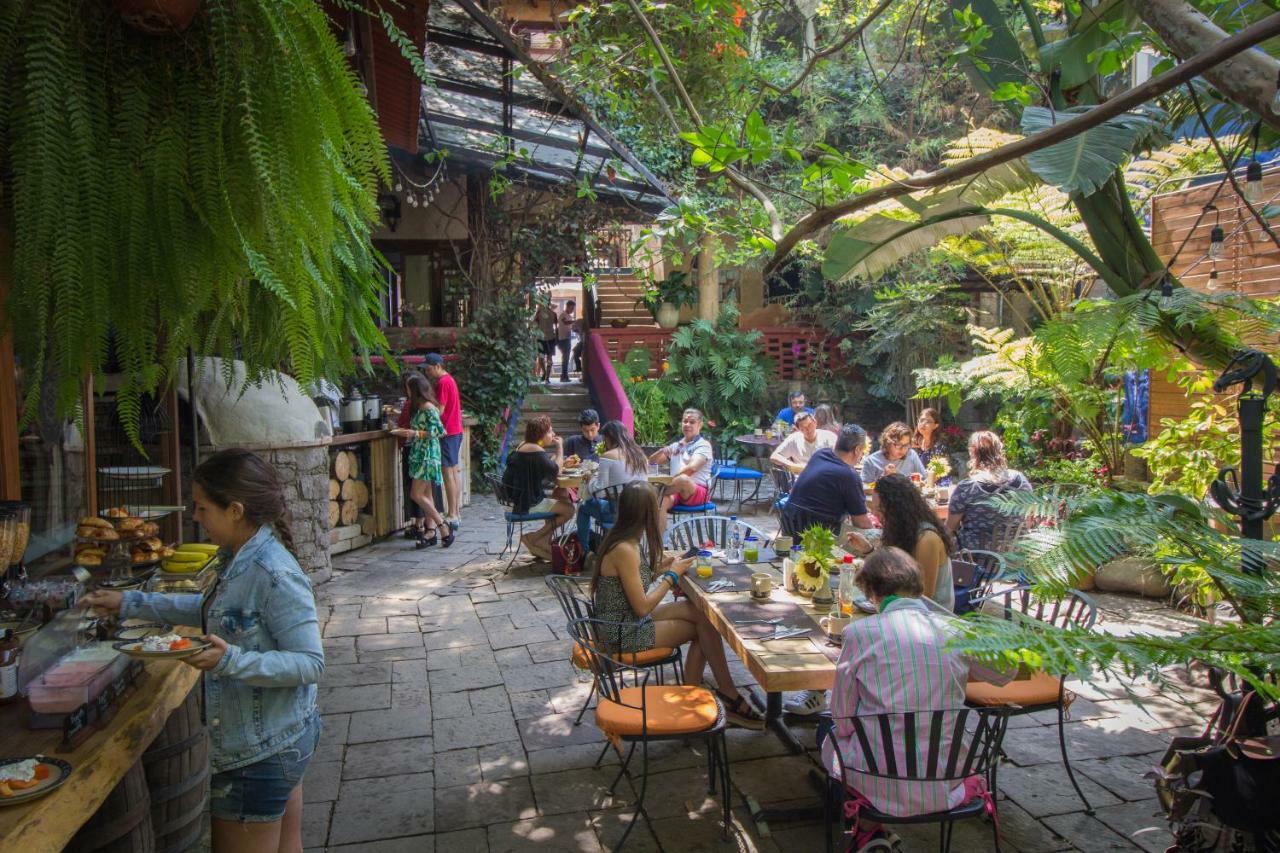 Meson De Leyendas Breakfast & Downtown Valle de Bravo Bagian luar foto