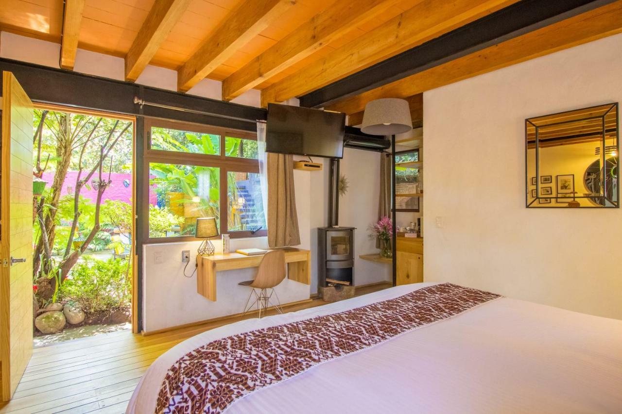 Meson De Leyendas Breakfast & Downtown Valle de Bravo Bagian luar foto